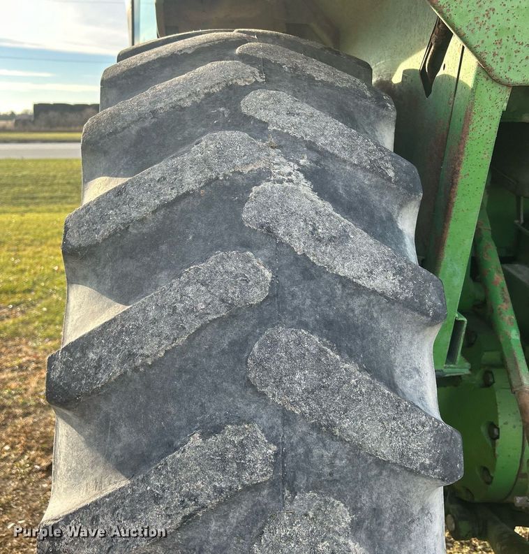 image for item DQ1060 1976 John Deere 4430H  tractor