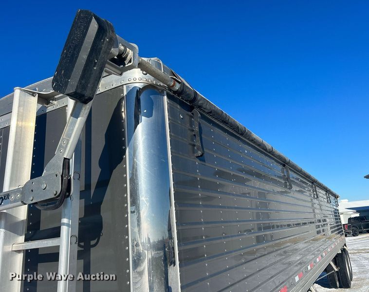 image for item DQ1063 2019 Timpte 4062  grain trailer