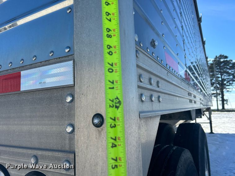 image for item DQ1063 2019 Timpte 4062  grain trailer