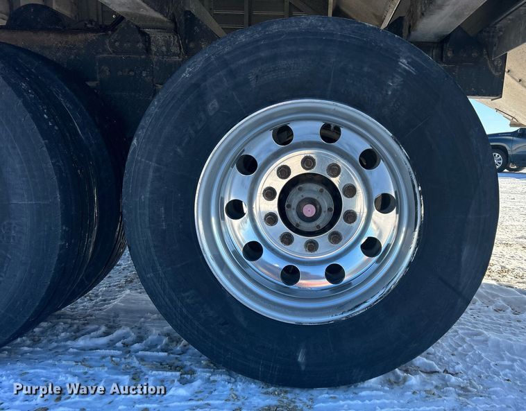 image for item DQ1063 2019 Timpte 4062  grain trailer