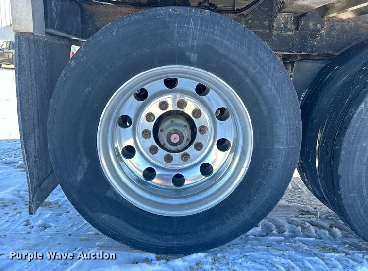 image for item DQ1063 2019 Timpte 4062  grain trailer