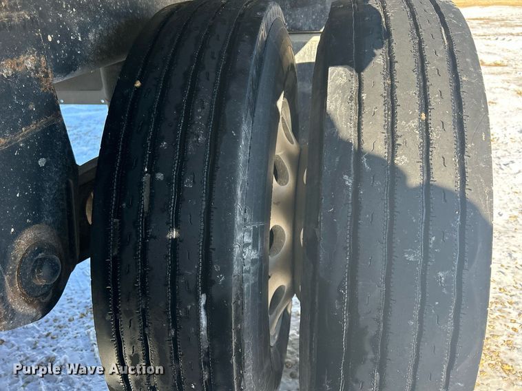 image for item DQ1063 2019 Timpte 4062  grain trailer