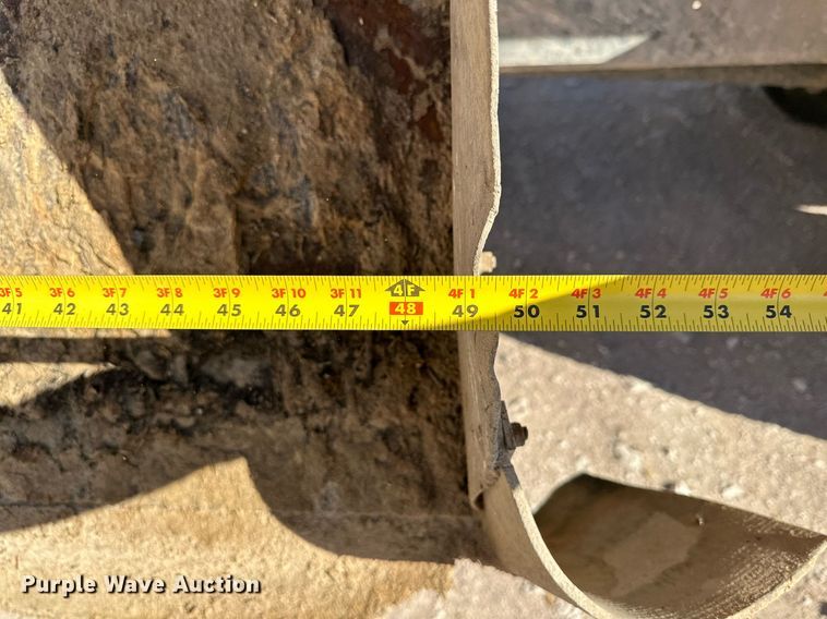 image for item DQ1542 1995 International 4900  feed mixer truck