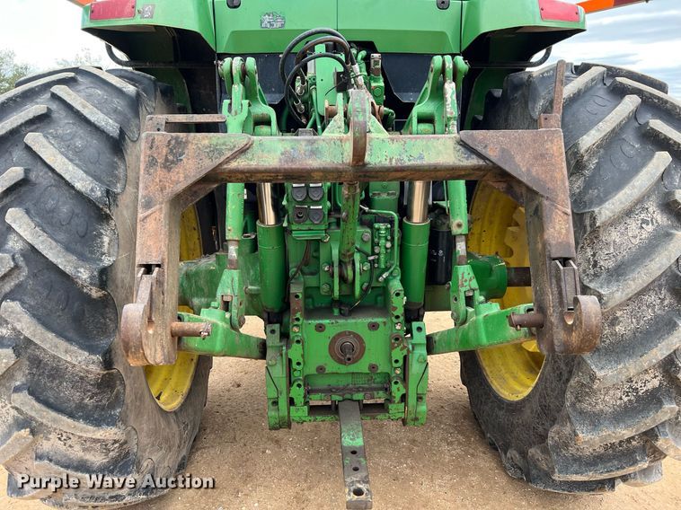 image for item DQ2317 2000 John Deere 7810  MFWD tractor