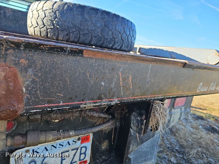 image for item DR5902 2001 Dodge Ram 3500 Laramie SLT  bale bed pickup truck