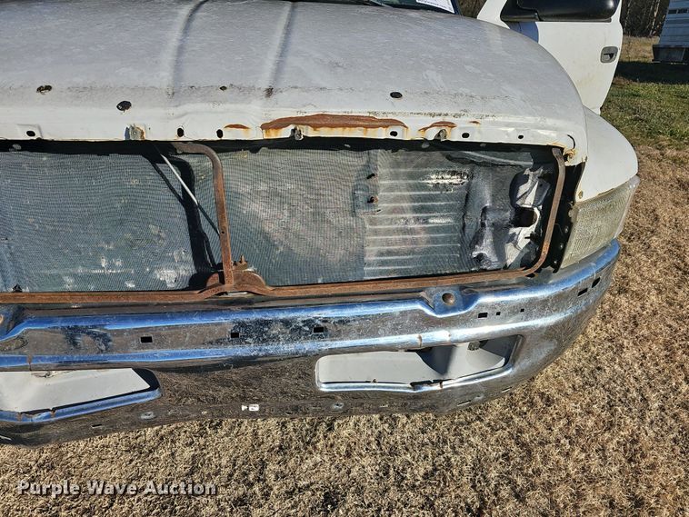 image for item DR5902 2001 Dodge Ram 3500 Laramie SLT  bale bed pickup truck