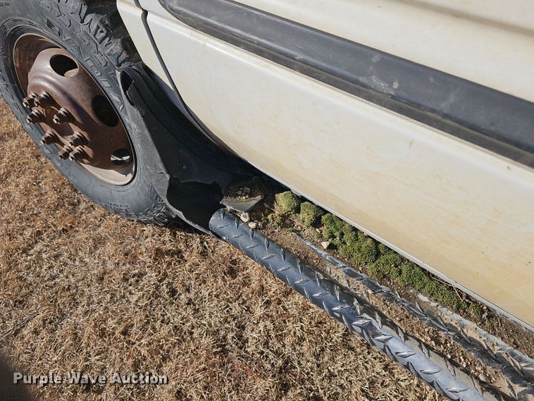 image for item DR5902 2001 Dodge Ram 3500 Laramie SLT  bale bed pickup truck