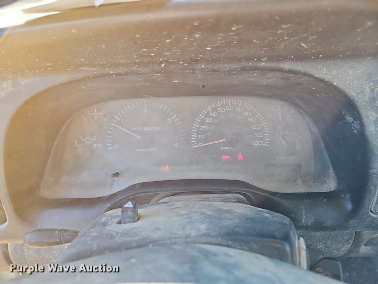 image for item DR5902 2001 Dodge Ram 3500 Laramie SLT  bale bed pickup truck