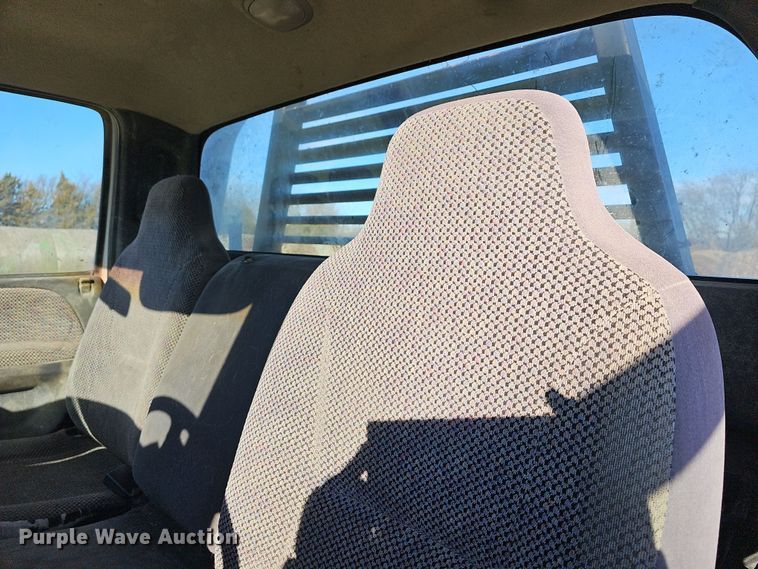 image for item DR5902 2001 Dodge Ram 3500 Laramie SLT  bale bed pickup truck