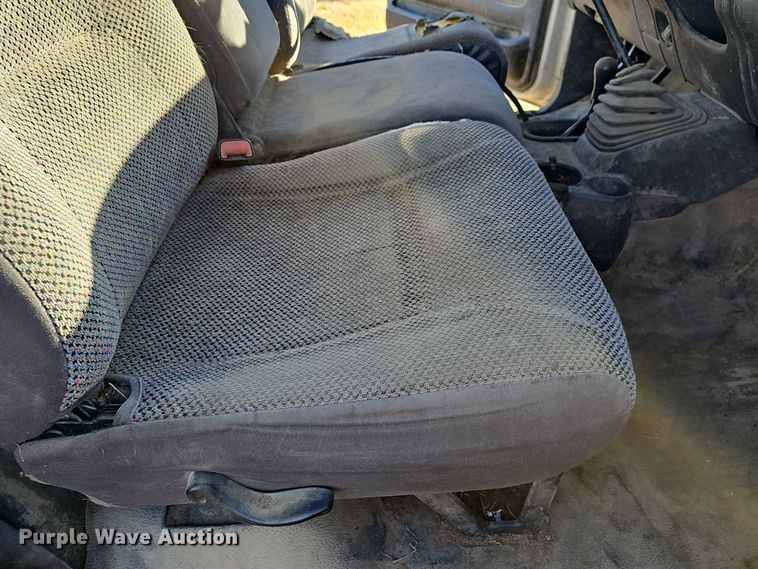 image for item DR5902 2001 Dodge Ram 3500 Laramie SLT  bale bed pickup truck