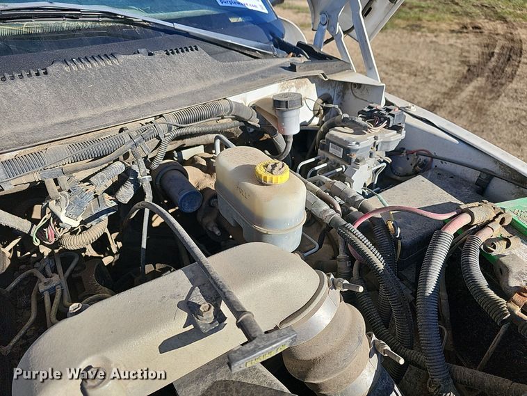 image for item DR5902 2001 Dodge Ram 3500 Laramie SLT  bale bed pickup truck