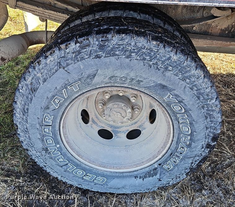 image for item DR5902 2001 Dodge Ram 3500 Laramie SLT  bale bed pickup truck