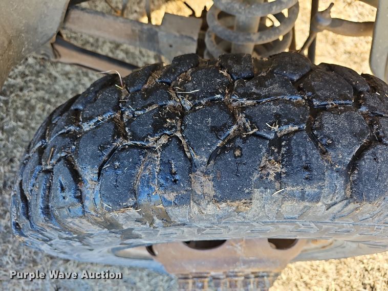 image for item DR5902 2001 Dodge Ram 3500 Laramie SLT  bale bed pickup truck