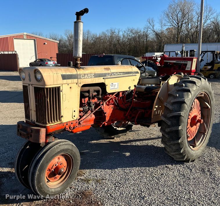 image for item DW2942 Case  tractor