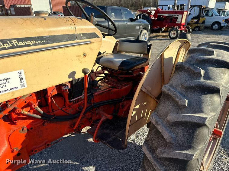 image for item DW2942 Case  tractor