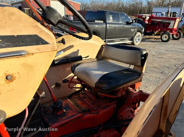 image for item DW2942 Case  tractor