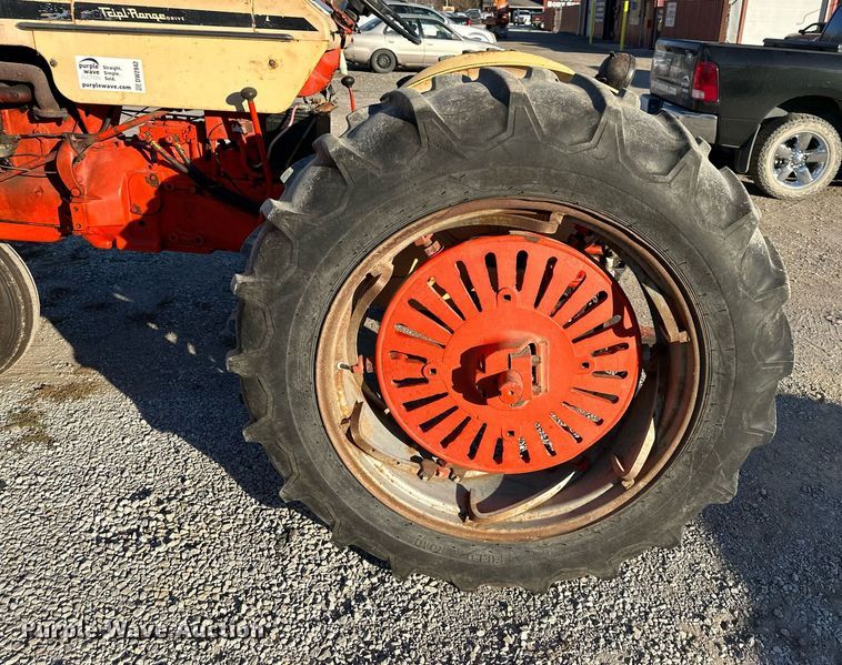 image for item DW2942 Case  tractor