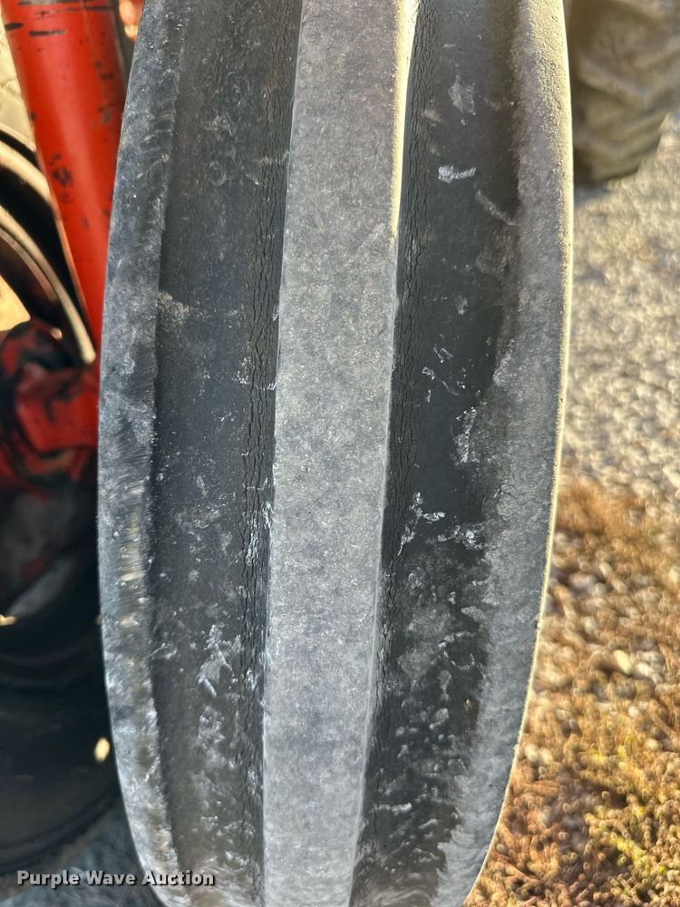 image for item DW2942 Case  tractor