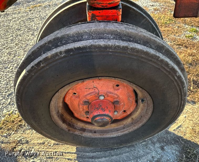 image for item DW2942 Case  tractor