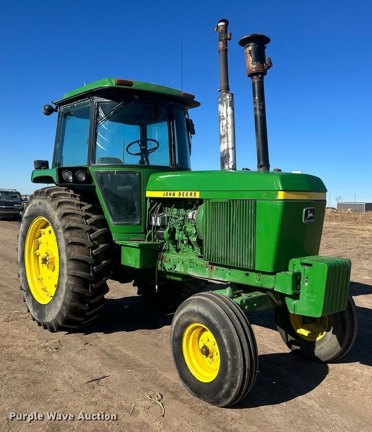 image for item EK9792 1976 John Deere 4430  tractor