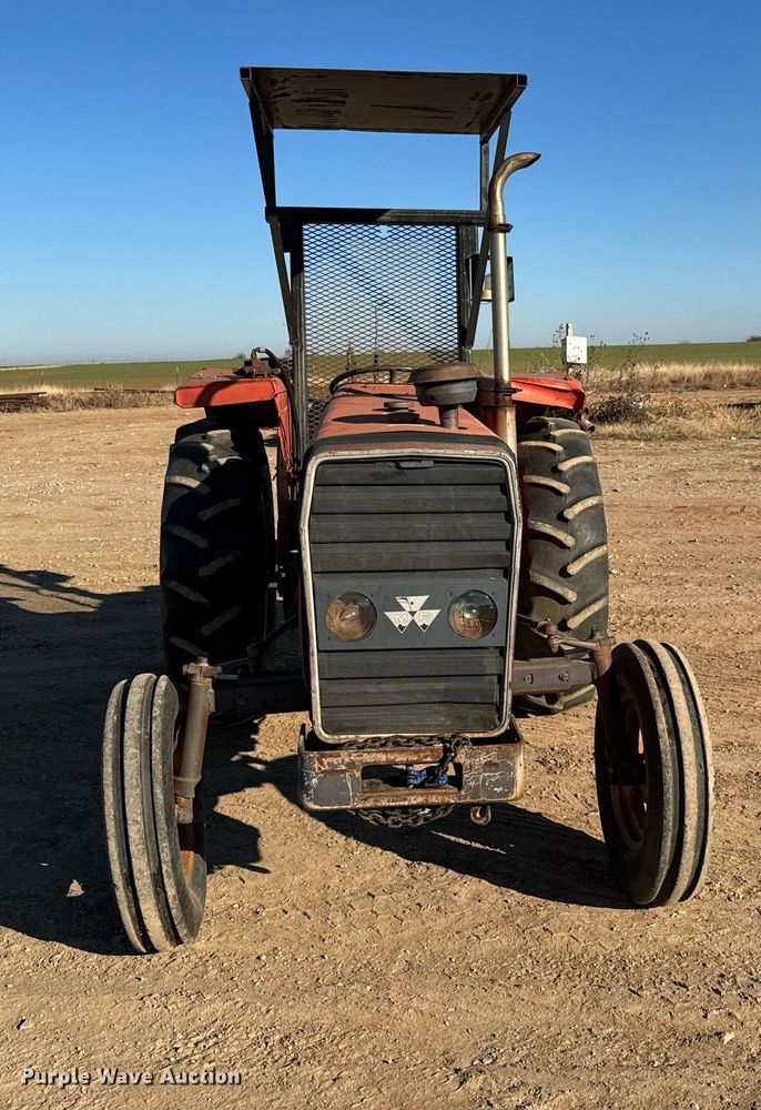 image for item GG9860 1990 Massey Ferguson 231  tractor