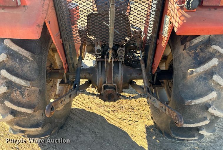 image for item GG9860 1990 Massey Ferguson 231  tractor