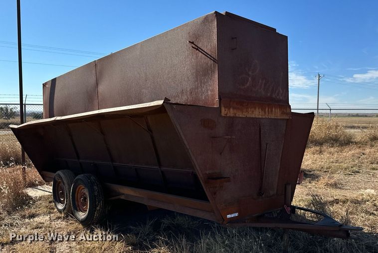 image for item GG9867 Shop built  creep feeder