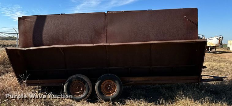 image for item GG9867 Shop built  creep feeder