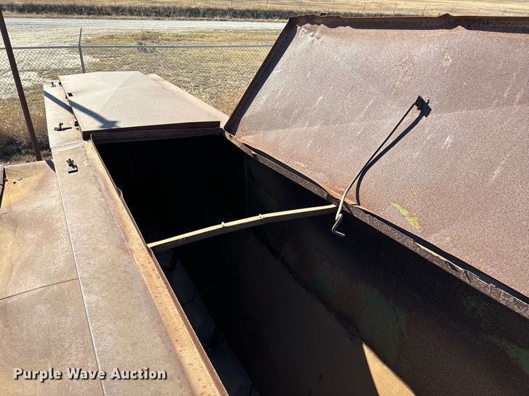 image for item GG9867 Shop built  creep feeder