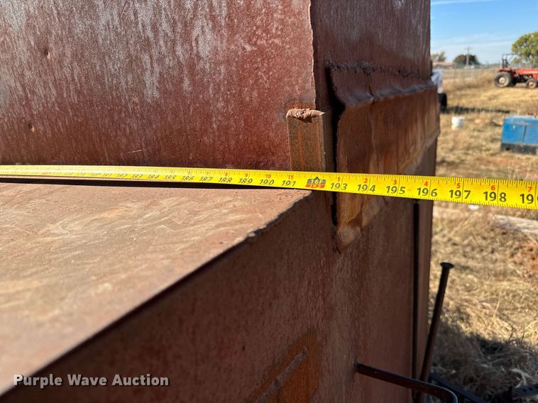 image for item GG9867 Shop built  creep feeder