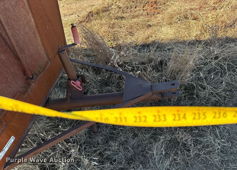 image for item GG9867 Shop built  creep feeder