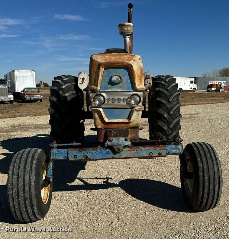 image for item GG9880 Ford 6000  tractor