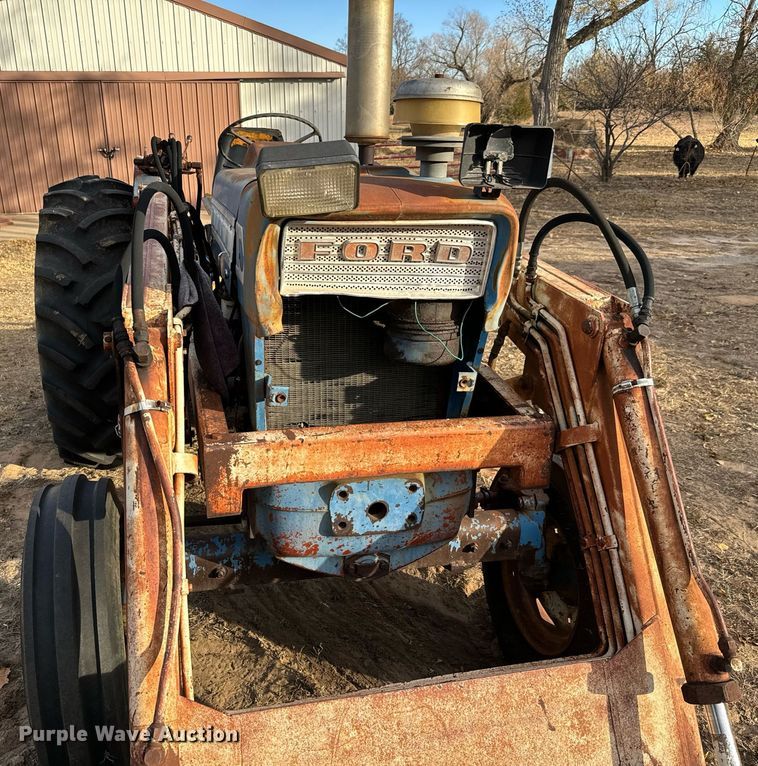 image for item GG9881 Ford 5000  tractor