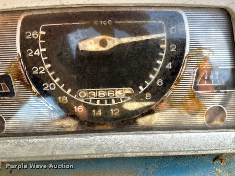 image for item GG9881 Ford 5000  tractor