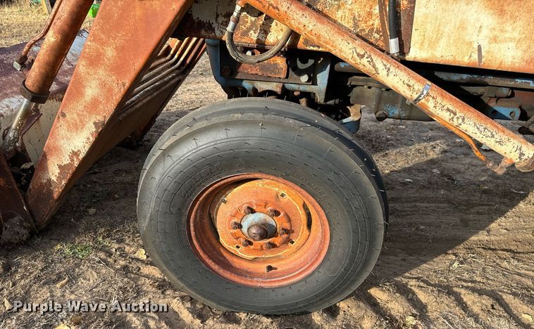 image for item GG9881 Ford 5000  tractor