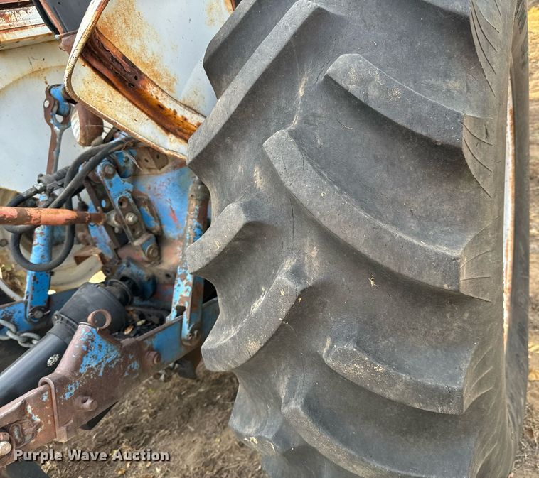 image for item GG9881 Ford 5000  tractor