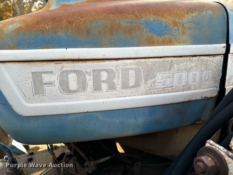 image for item GG9881 Ford 5000  tractor