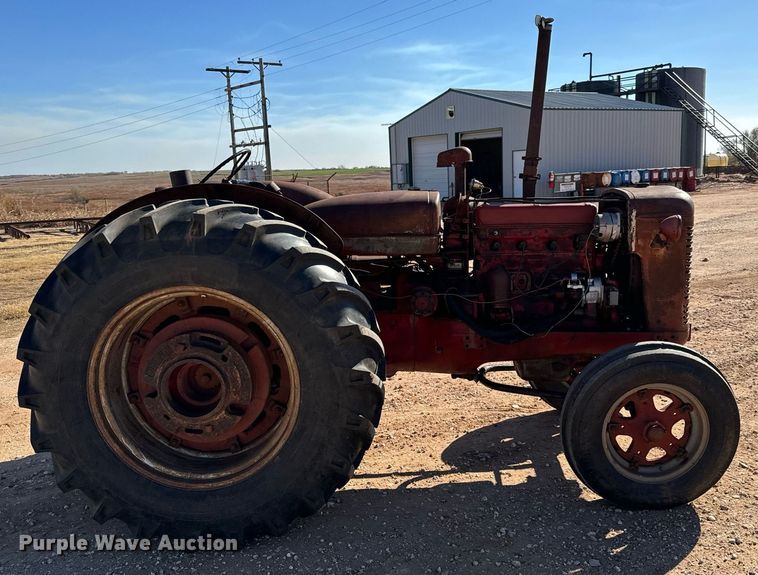 image for item GG9915 1951 McCormick-Deering W9  tractor