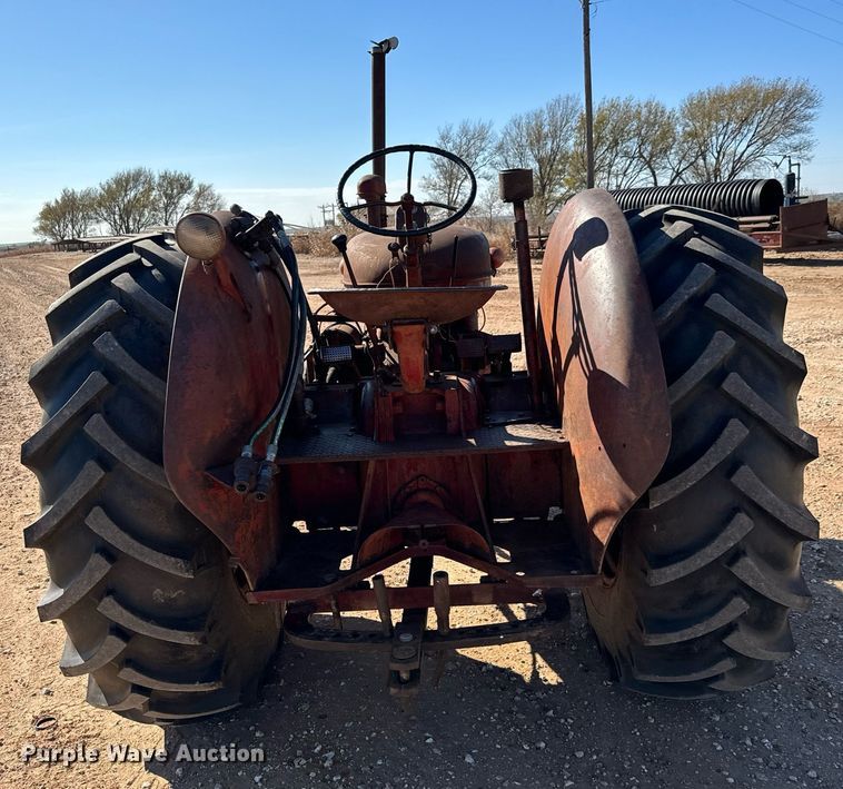 image for item GG9915 1951 McCormick-Deering W9  tractor