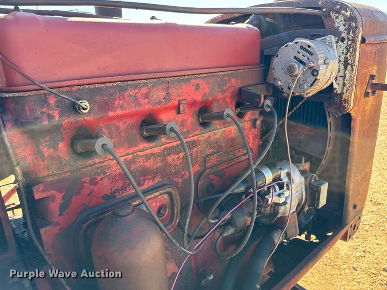 image for item GG9915 1951 McCormick-Deering W9  tractor