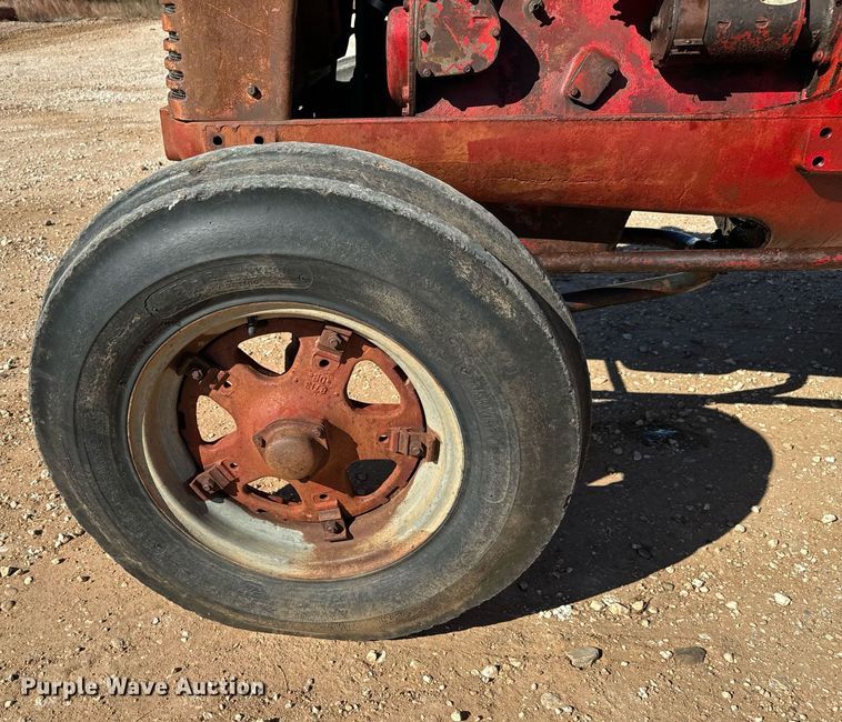 image for item GG9915 1951 McCormick-Deering W9  tractor