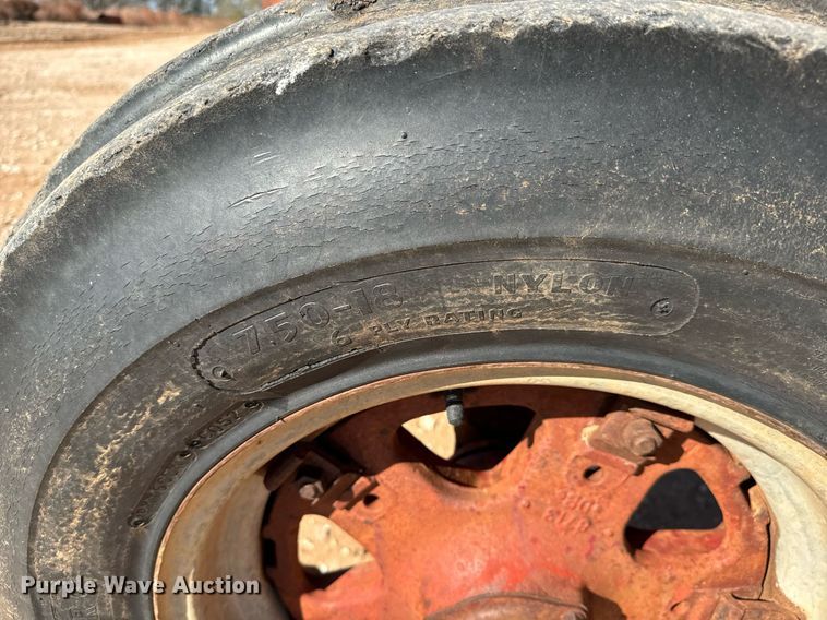 image for item GG9915 1951 McCormick-Deering W9  tractor