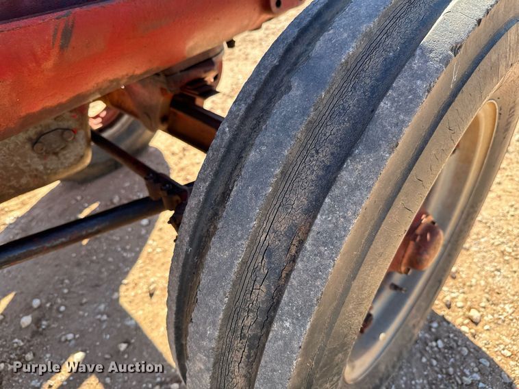 image for item GG9915 1951 McCormick-Deering W9  tractor