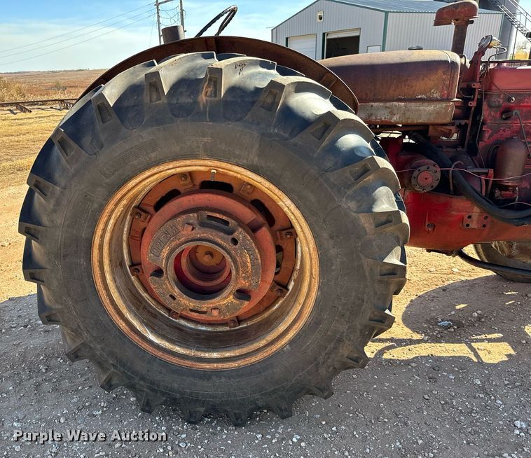 image for item GG9915 1951 McCormick-Deering W9  tractor