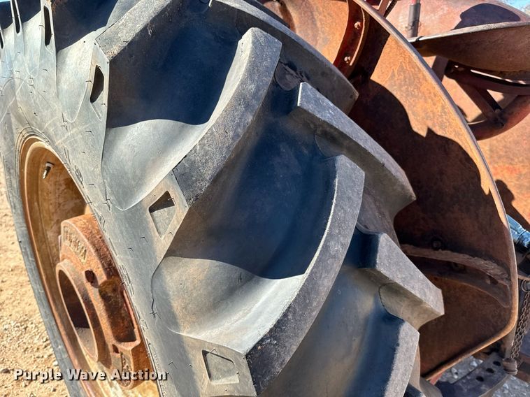 image for item GG9915 1951 McCormick-Deering W9  tractor