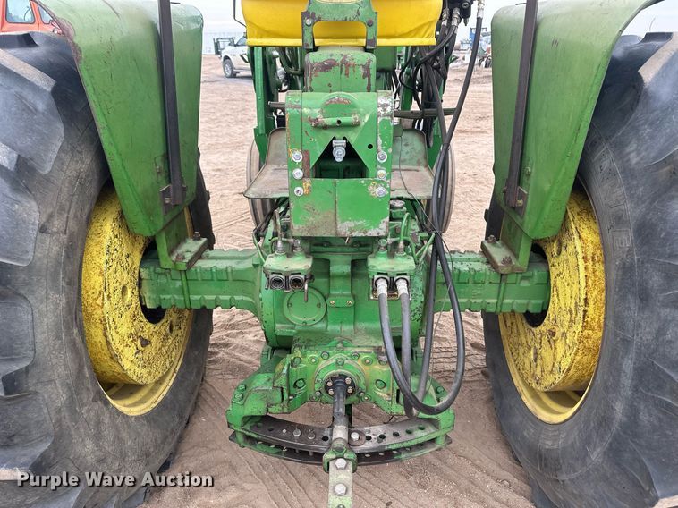 image for item IU9158 1962 John Deere 4010  tractor