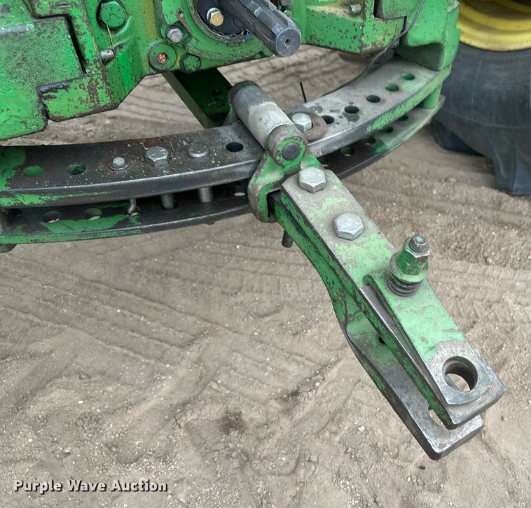 image for item IU9158 1962 John Deere 4010  tractor