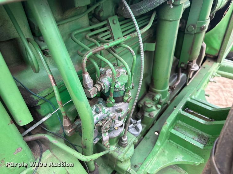 image for item IU9158 1962 John Deere 4010  tractor