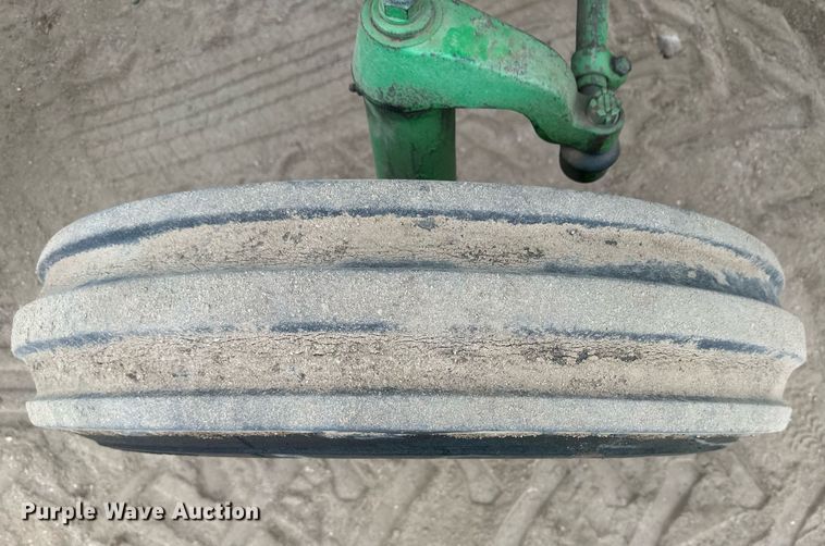 image for item IU9158 1962 John Deere 4010  tractor