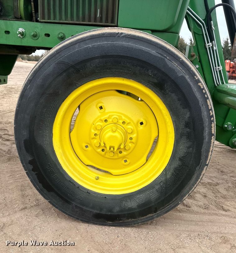 image for item IU9158 1962 John Deere 4010  tractor